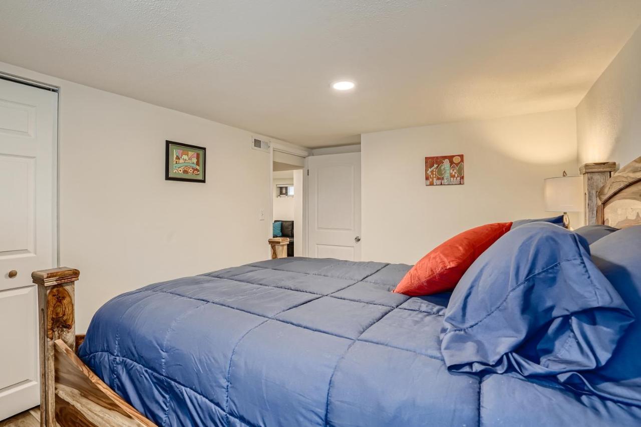 Sloans Lake Getaway - Basement Apartment Near Broncos And Downtown Denver レイクウッド エクステリア 写真